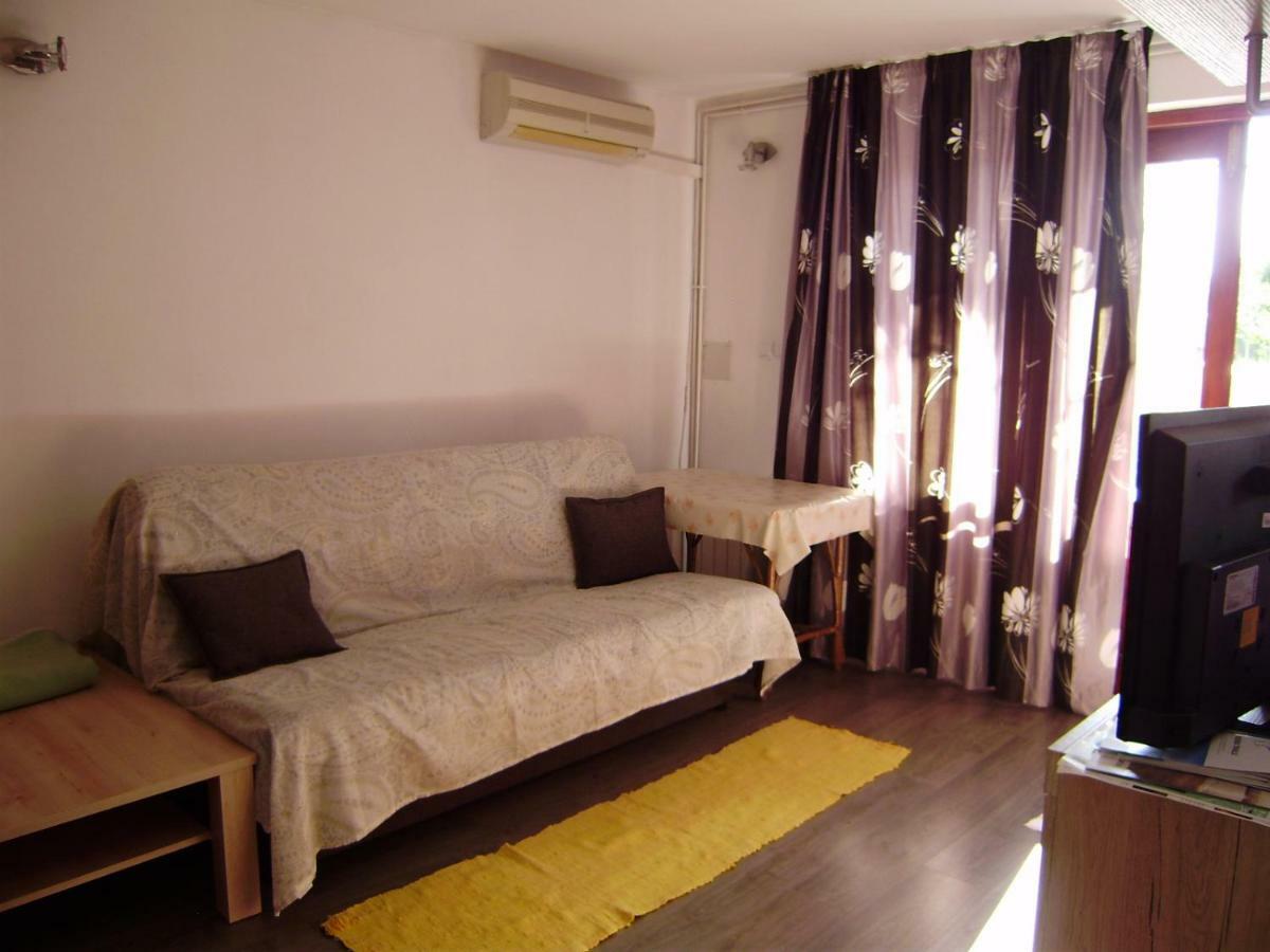 Apartment Carmen Čavle Buitenkant foto